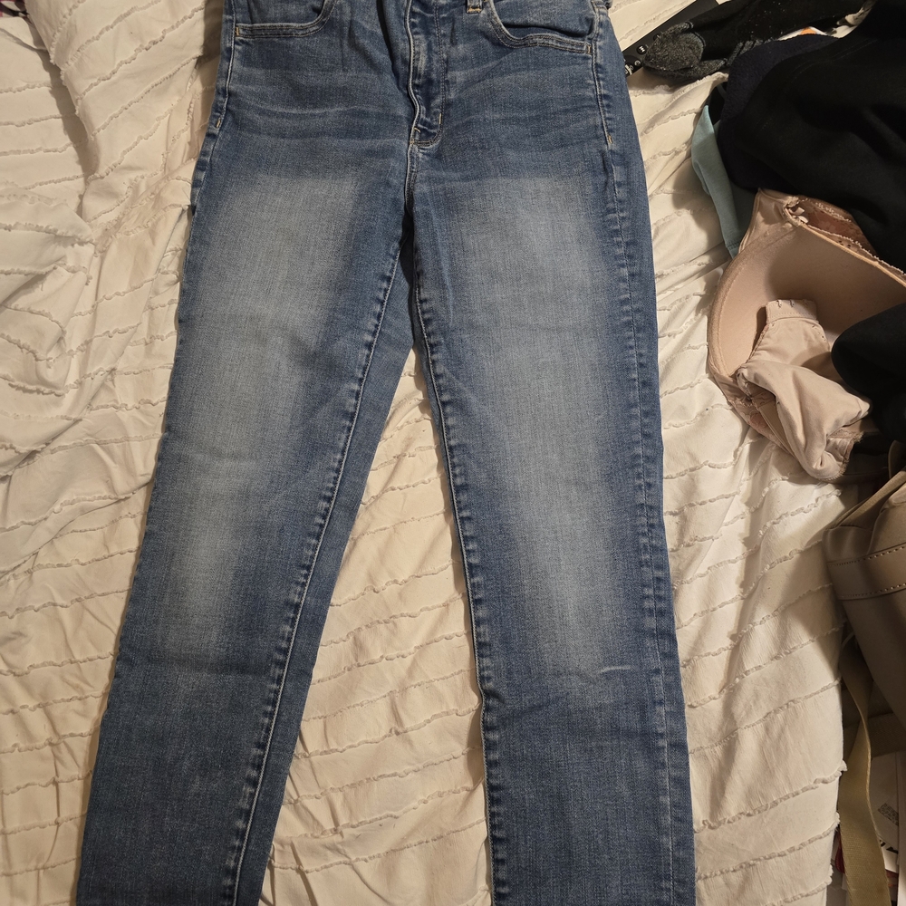 American Eagle Outfitters Women's Light Blue Skinny Jeans